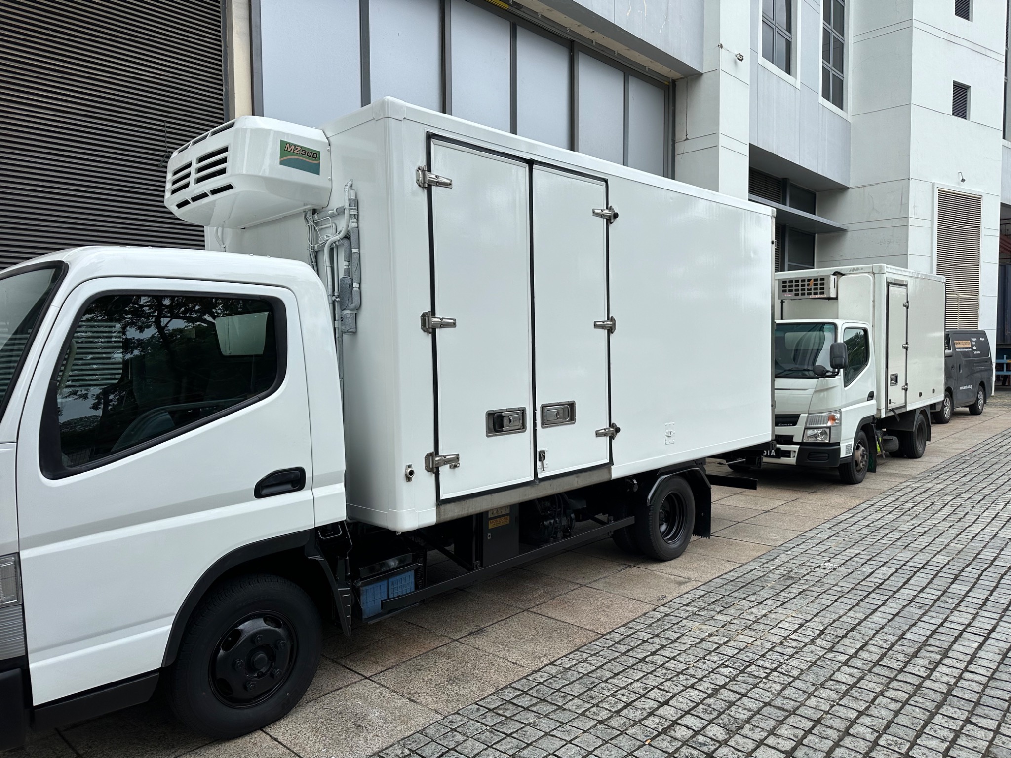 Temperature-controlled trucks for food and beverage distribution
